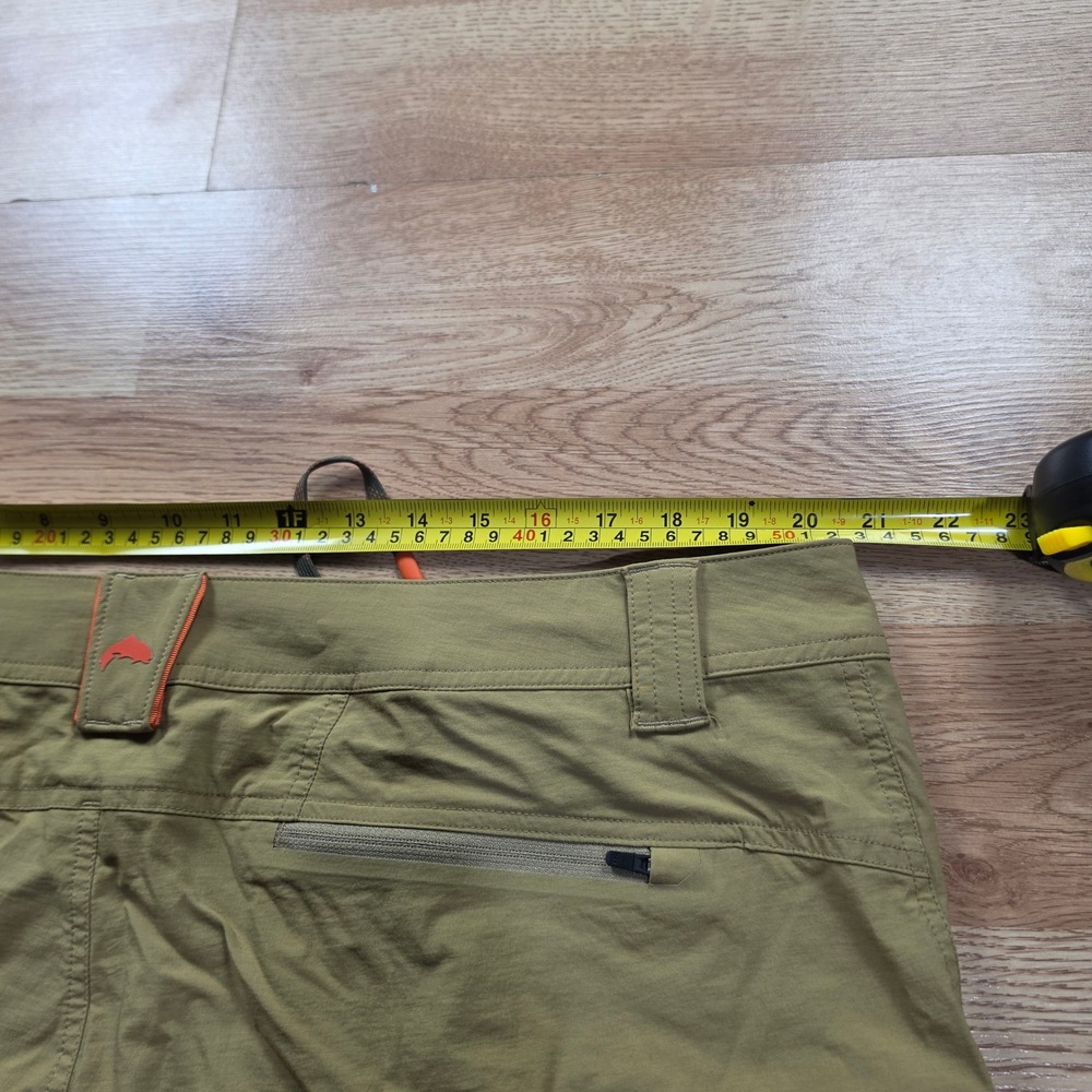 Simms Fishing Shorts Mens 40 Green Quick Dry Cargo Hiking Outdoor Performance - Picture 8 of 11